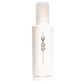 One 150ML Argan For You Curl Creme from she - The optimal contribution of hydration and antioxidants from argan oil, enriched by the action of the hairdensyl complex, a complex of proteins, amino acids of marine origin and honey extracts that protects, Shines, hydrates, strengths, the hair and makes it more voluminous and frizz free. Curls defined, smooth and soft to the touch. 